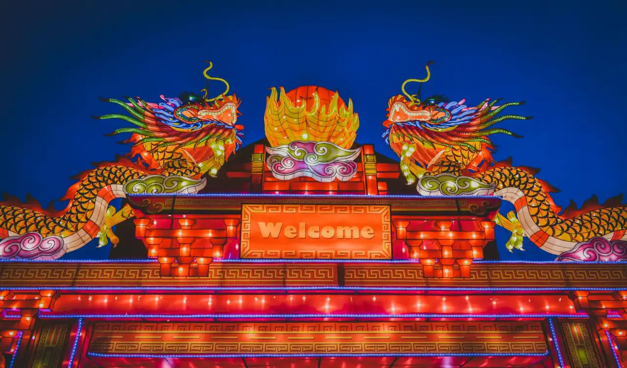 共享办公空间如何选择？北京龙商行解析企业租赁与商务配套服务要点