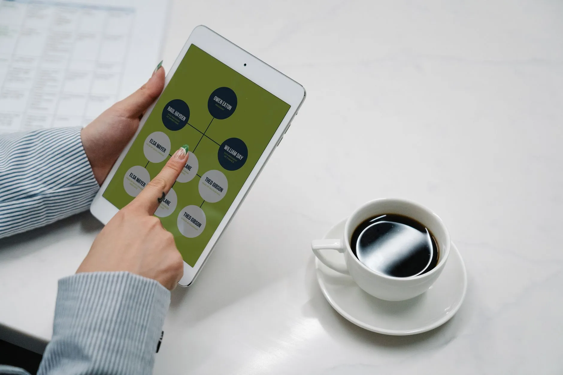 北京龙商行共享办公空间租赁价格与配套服务对比分析